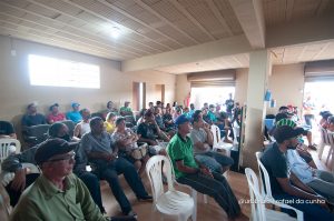 Reunião com moradores do Água Limpa