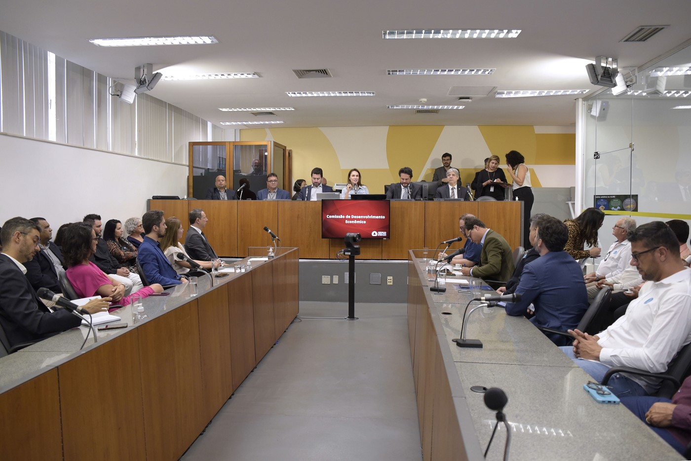 Audiência Pública na Assembleia Legislativa de Minas Gerais para o lançamento da Frente Parlamentar em Defesa da Regularização Fundiária.